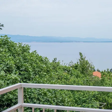 Jakov 3* Lovran