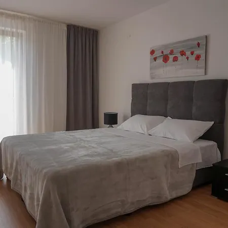 Guest house Jakov 3*