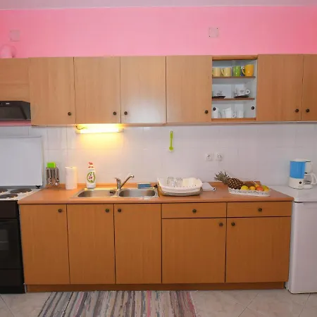 Guest house Jakov 3*